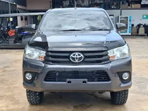 Toyota Hilux Revo Single Cab 2.4 Diesel RWD 2019 Gray