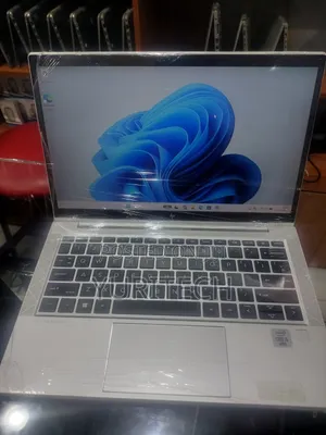 Laptop HP EliteBook 830 G7 - 8GB RAM, 256GB SSD