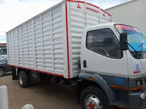 Mitsubishi FA/FI Box Truck 2008 White