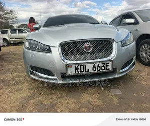 Jaguar XF Sport 2015 Silver