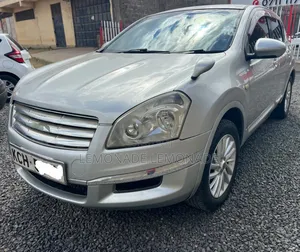 Nissan Dualis 2009 Nyeupe