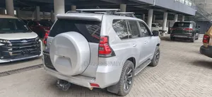 Toyota Land Cruiser Prado VXL 2019