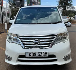 Nissan Serena Highway Star 2016