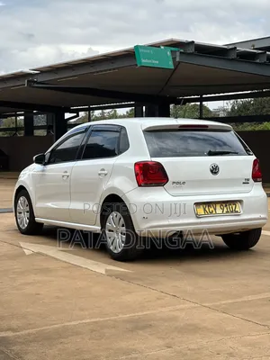 Volkswagen Golf 2013 White