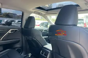 Lexus RX 2019 Nyeusi