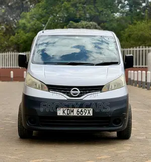 Nissan NV200 2016 Van ya Mizigo