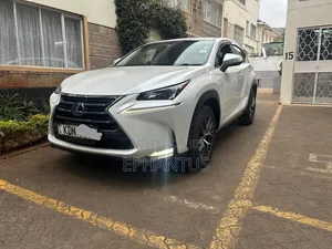 Lexus NX 200t AWD 2016 Nyeupe