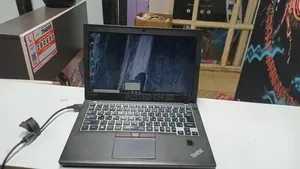 Lenovo ThinkPad X270 Laptop