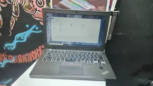 Lenovo ThinkPad X270 Laptop