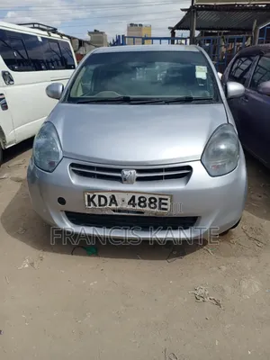 Toyota Passo 2014 Nyeupe