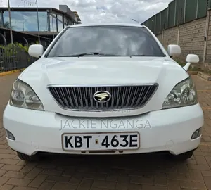 Toyota Harrier 2005 Nyeupe