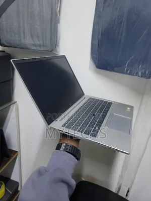Laptop HP EliteBook 845 G7 16GB RAM, 256GB SSD