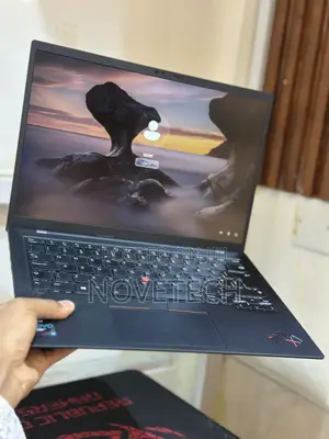 Lenovo ThinkPad X1 Carbon Gen 9 Laptop