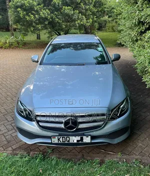 Mercedes-Benz E200 Avantgarde 2017 Nyeupe