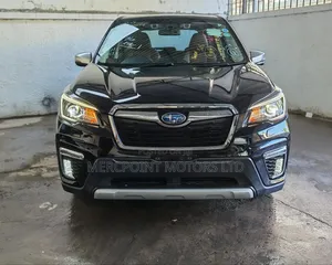 Subaru Forester 2020 - Nyeusi ya Matt