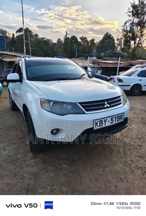 Mitsubishi Outlander 2.4 4WD Intense 2007 Nyeupe