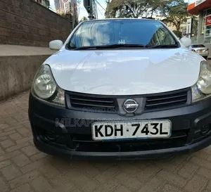 Nissan Advan 2014 Nyeupe