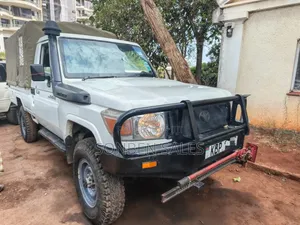 Toyota Land Cruiser 79 Series Pickup 2011 White
