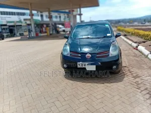 Nissan Note 2006 Nyeusi