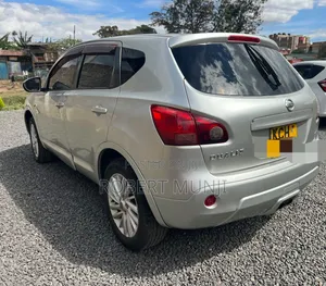 Nissan Dualis 2009 Nyeusi