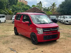 Suzuki Wagon R 2020 Nyekundu