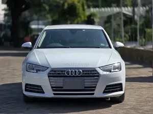 Audi A4 2019 Nyeupe