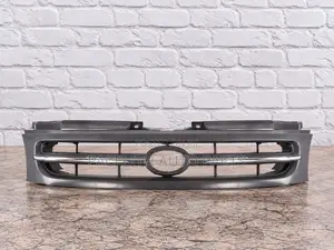 Toyota Noah/Townace/Liteace CR42/CR50 Grille (1998-2003)