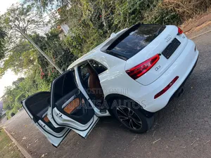 Audi Q3 2013 Nyeupe