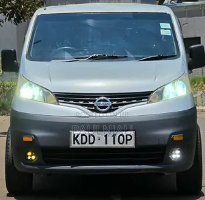 Nissan NV200 Vanette 2014 Nyeusi
