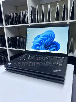 Laptopi ya Lenovo ThinkPad T490s - Core i7, 16GB RAM, 256GB SSD