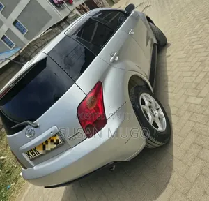 Toyota IST 2005 Silver