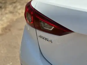2019 Mazda Axela White
