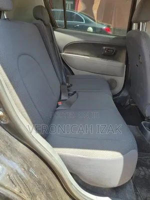 Toyota Passo 2006