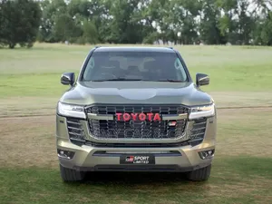 Toyota Land Cruiser V8 2018 Facelift