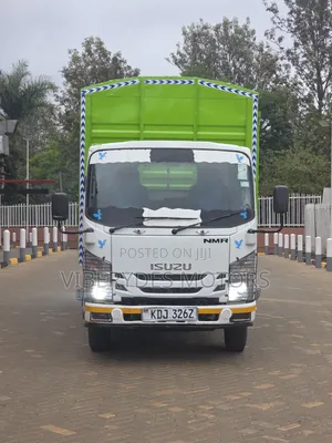 Isuzu NMR 2022 White