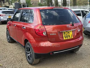 Mazda Verisa 2009 Orange