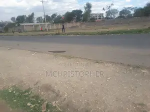 Nusu Eka ya Kibiashara Inauzwa Ongata Rongai, Rimpa