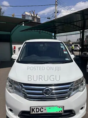 Nissan Serena 2014 Nyeupe