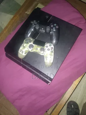 PS4 Standard Console ya Awali