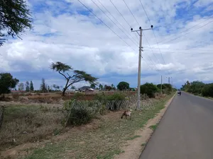 Eka 106 Zinazogusa Barabara ya Nanyuki-Nyeri