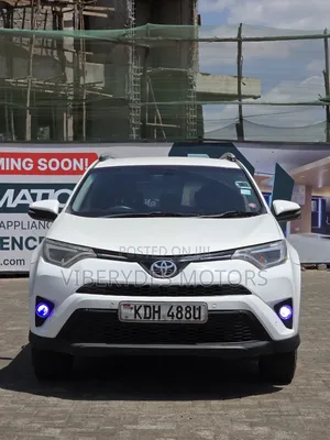 Toyota RAV4 2015 Nyeupe