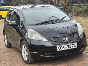 Honda Fit 2010 Nyeusi