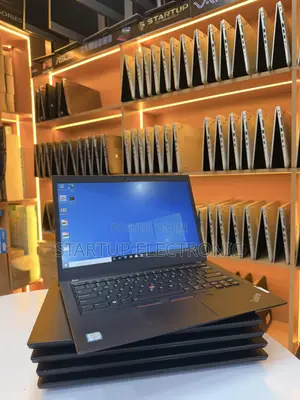 Laptopi ya Lenovo ThinkPad T490s - Intel Core i5, 8GB RAM, 256GB SSD