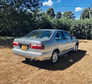 Nissan FB14 Sunny 1999 Kijivu