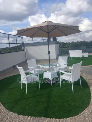 Seti ya Rattan ya Nje ya Sehemu 4 za Hoteli/Mgahawa na Mwavuli