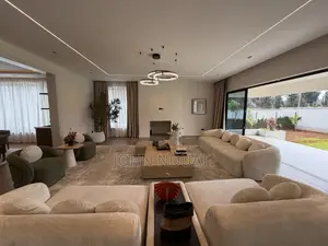 Maisonette ya Vyumba 5 vya Kulala Inauzwa Runda Estate