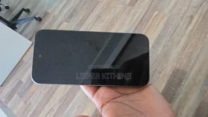 Samsung Galaxy F55 256GB Nyeusi (Iliyotumika)