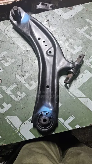 Nissan X-Trail NT32 Front Control Arm (Left Side)