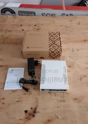 MikroTik RB951Ui-2HnD Router with USB