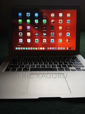 Apple MacBook Air 13" Intel Core i5 4GB RAM 128GB SSD